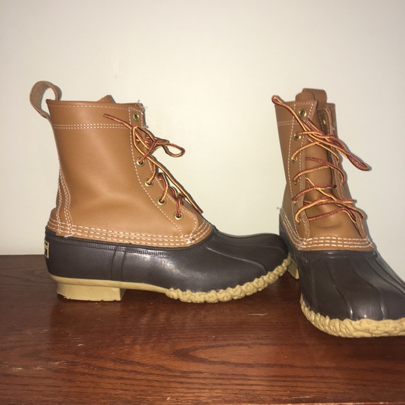 L.L. Bean Shoes - Lightly worn (basically new) L.L women Bean Boots